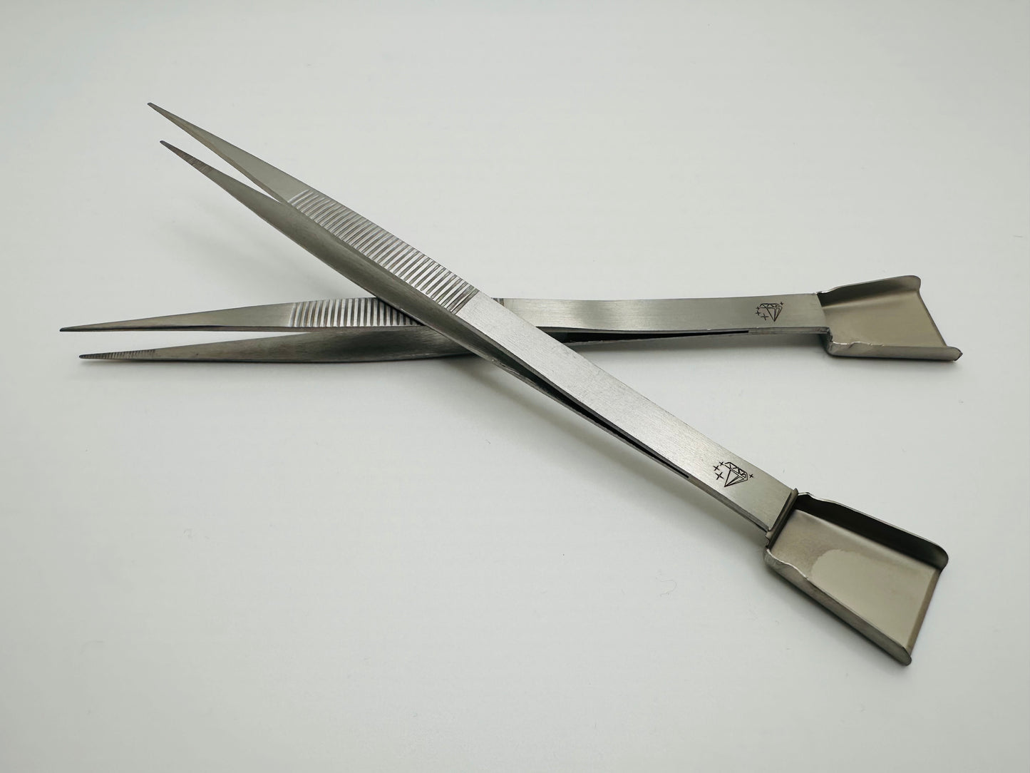Diamond Tweezer with shovel