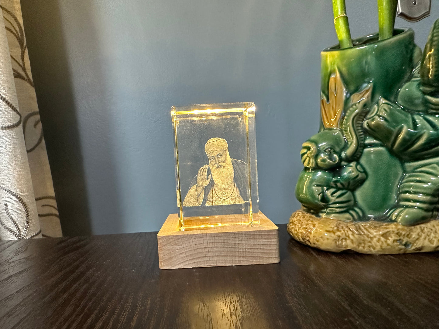 Guru Nanak Dev ji portrait with light Stand. Sikh Guru Nanak Dev Ji. First Sikh Guru. K9 Glass with light Stand.