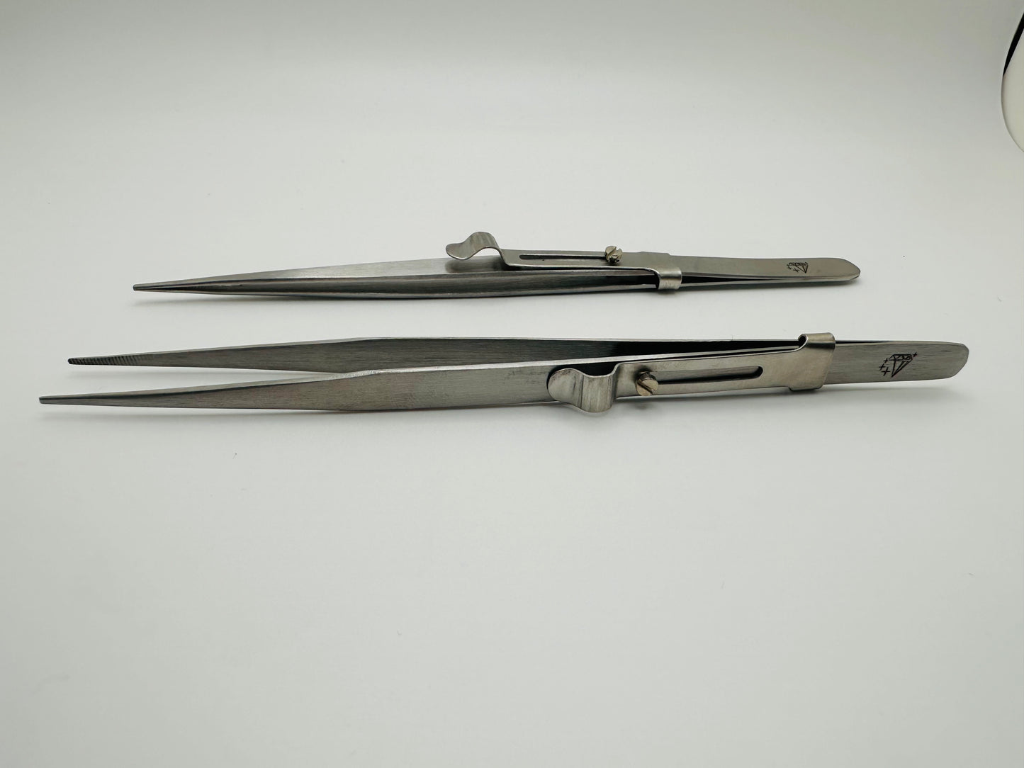 Diamond Star Diamond locking Tweezers.