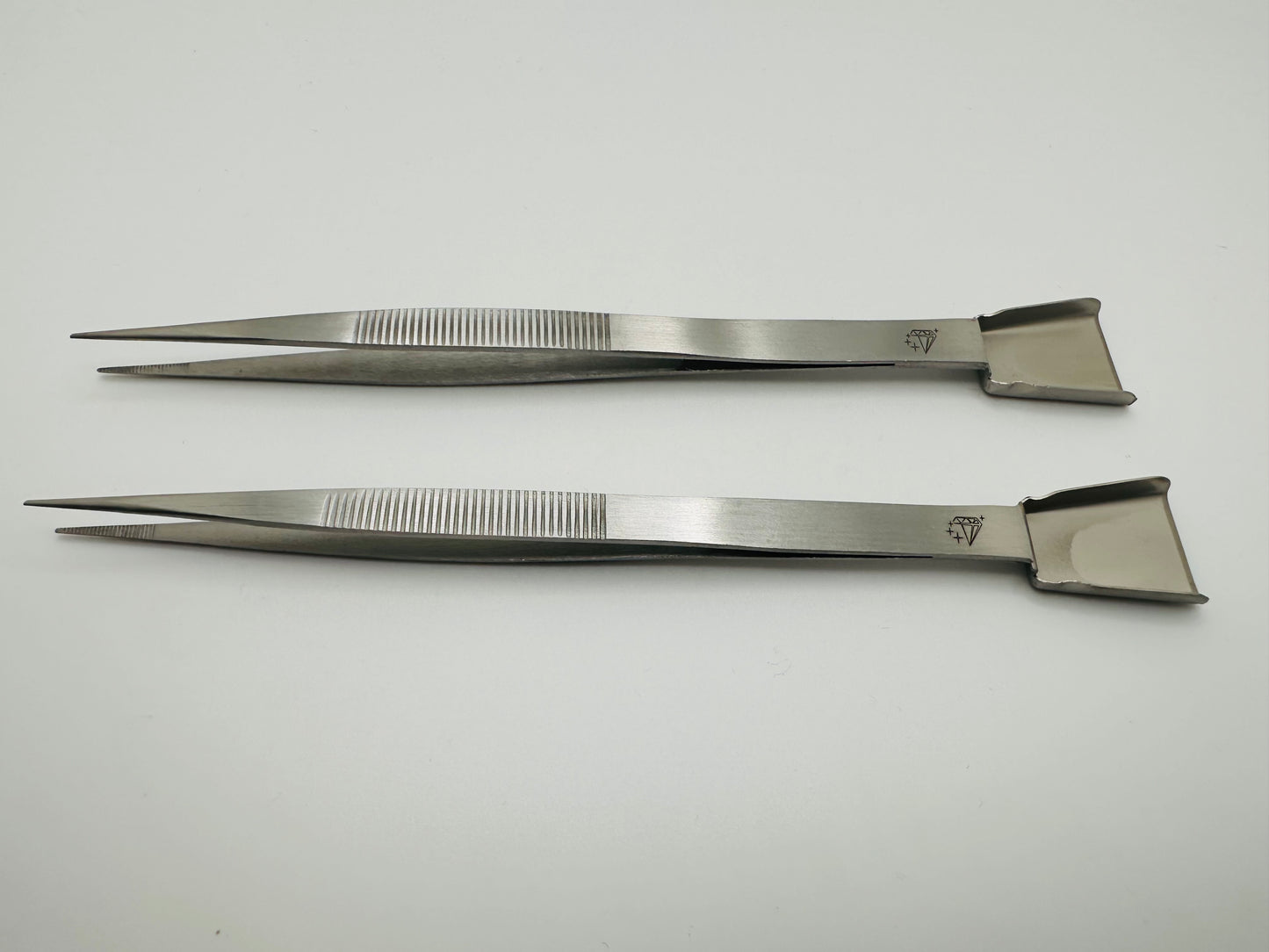 Diamond Tweezer with shovel
