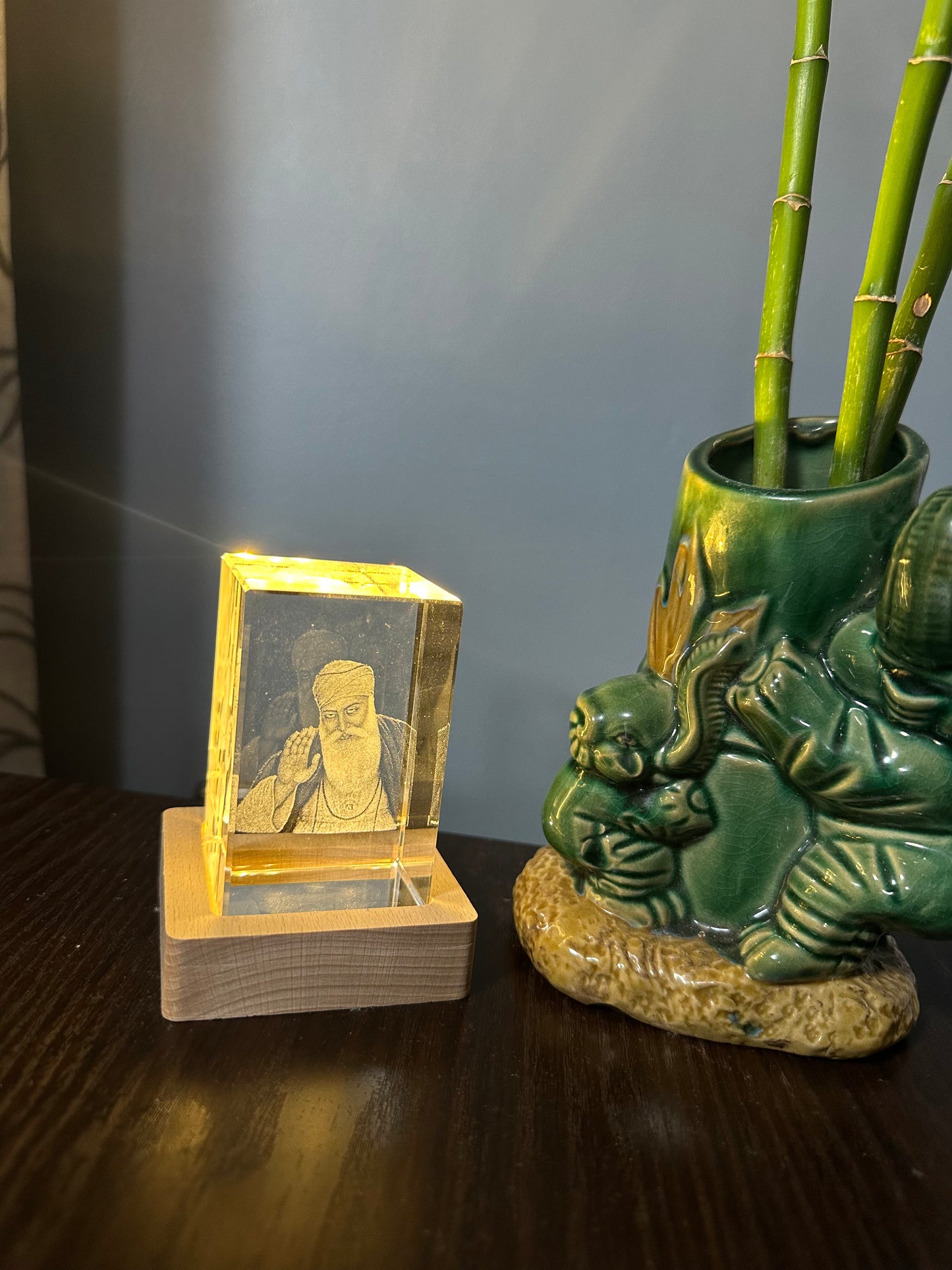 Guru Nanak Dev ji portrait with light Stand. Sikh Guru Nanak Dev Ji. First Sikh Guru. K9 Glass with light Stand.