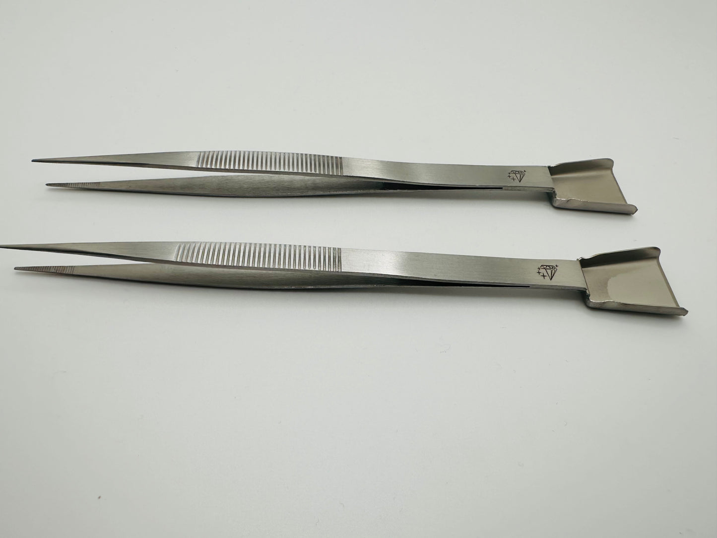 Diamond Tweezer with shovel