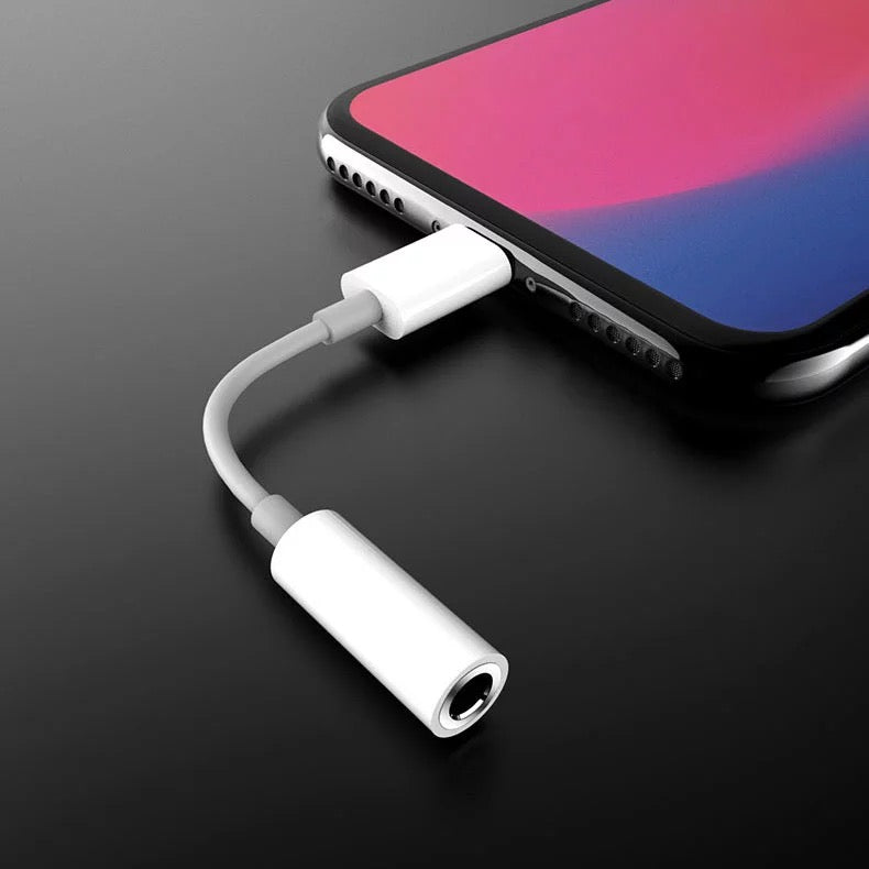 Lightning to 3.5mm headphone Aux Audio connector